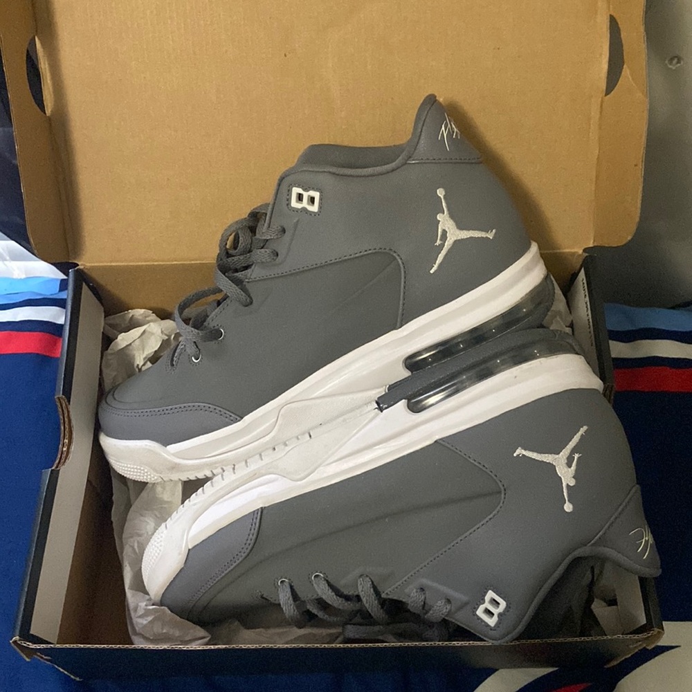 Boys cool grey air Jordan 3”s